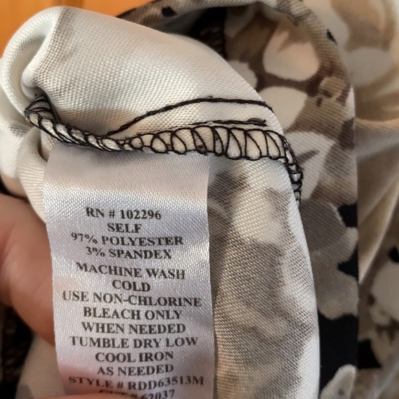 Floral Dress - Picture 3 of 3